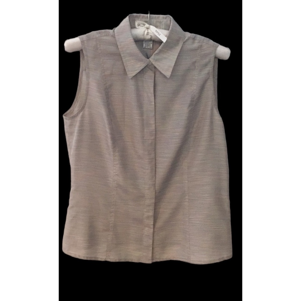 NWWT very lightweight blouse by Nine West